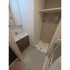 プレール・ドゥーク横濱子安のサムネイル