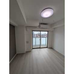 プレール・ドゥーク横濱子安のサムネイル