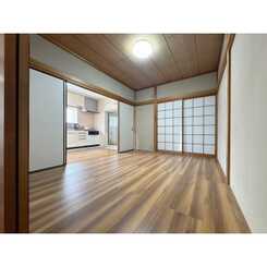 綾西4丁目アパートのサムネイル