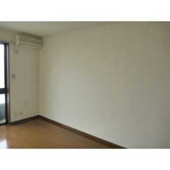 プレジール 今成のサムネイル