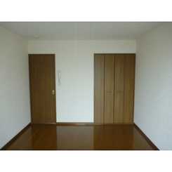 プレジール 今成のサムネイル