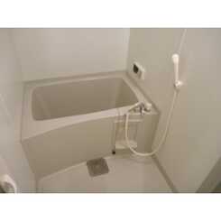 アムール 金谷のサムネイル