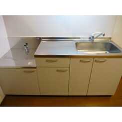 アムール 金谷のサムネイル